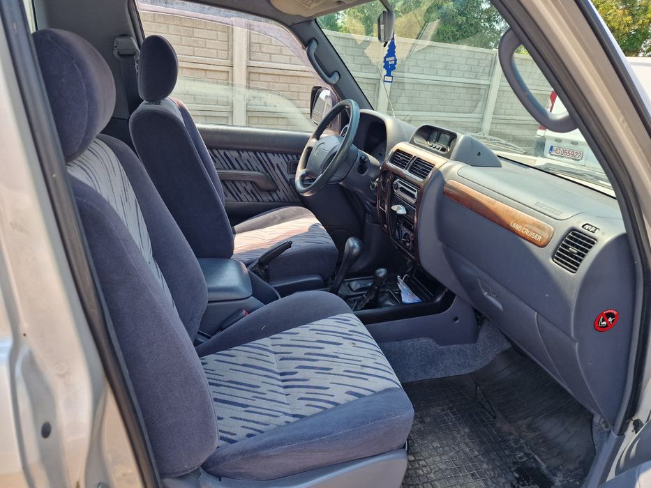 Dezmembrez Toyota land cruiser j90-j95 3.0d