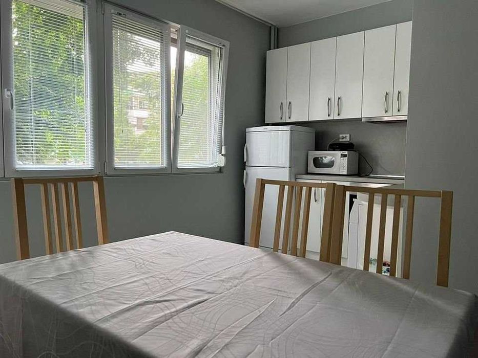 Дава се под наем Двустаен апартамент в София, Надежда 2 - 65 кв.м за 375 € - Снимка #1