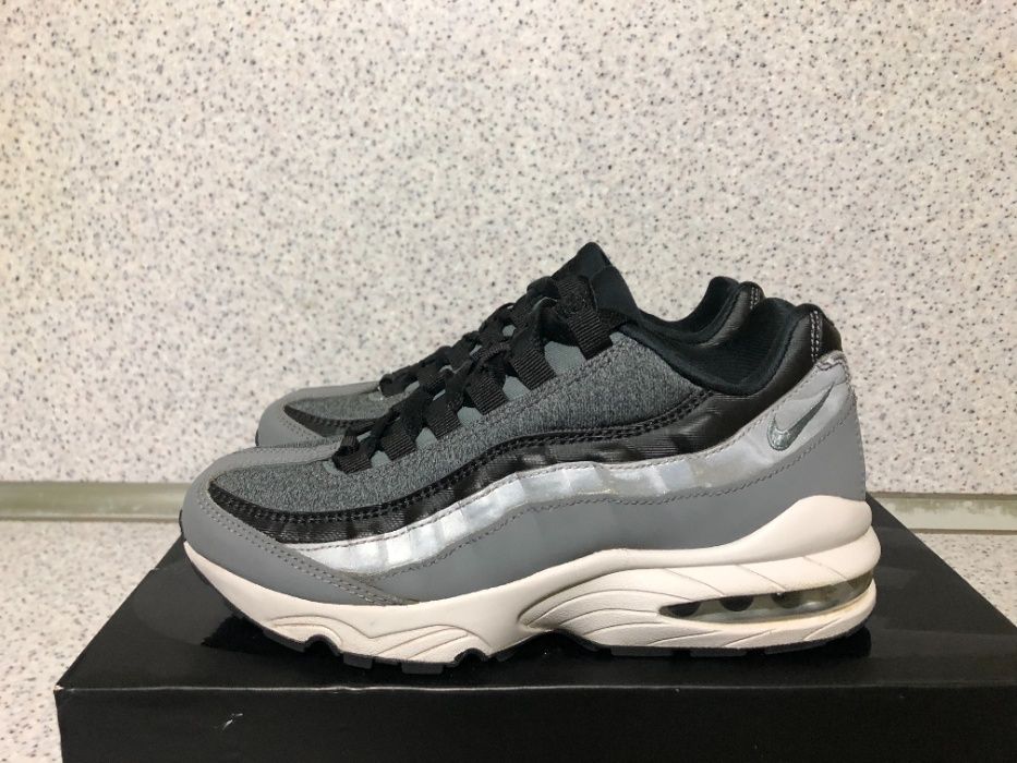 ОРИГИНАЛНИ *** Nike Air Max 95 Shield / White Grey Dark Grey