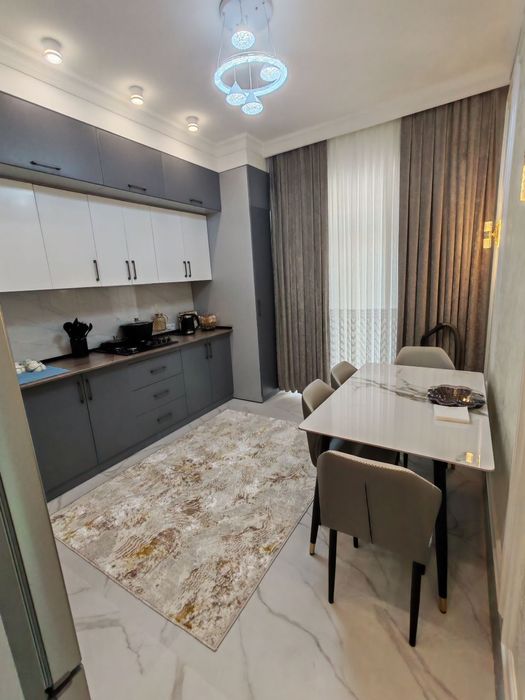 Arenda kvartira. Olmos rezidensda 2/2/9