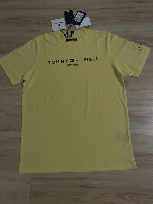 Tricou Barbati Tommy Hilfiger Marimi: S - Lichidare stoc ‼️
