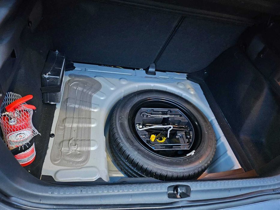 Vând Citroen C4 motor 1.2 benzină