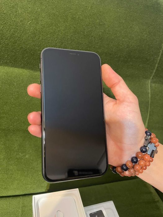 iPhone 11 128 gb черен black перфектен