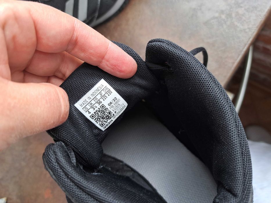 детски ботуши,зимни обувки,боти,апрески,Adidas номер36 за момче,адид