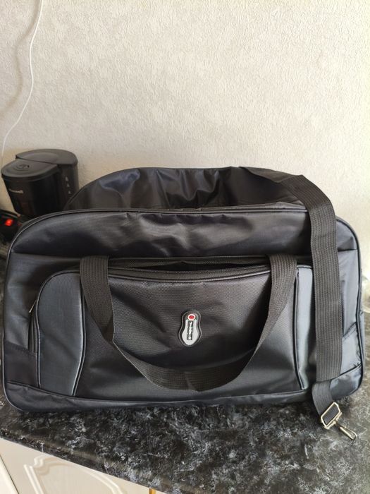 Сумка вместительная