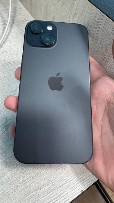 iPhone 15 Бу состояние хорошее