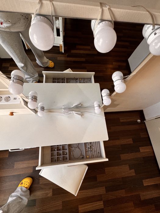 Set mobiler masuta de machiaj cu scaun