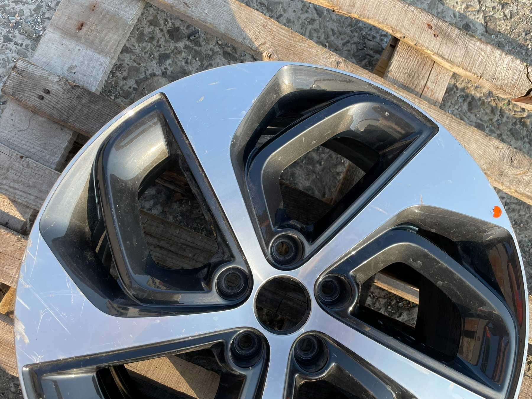 19 джанта 5х114,3 Hyundai Tucson 7,5J et53 52910-D7460 Единичка