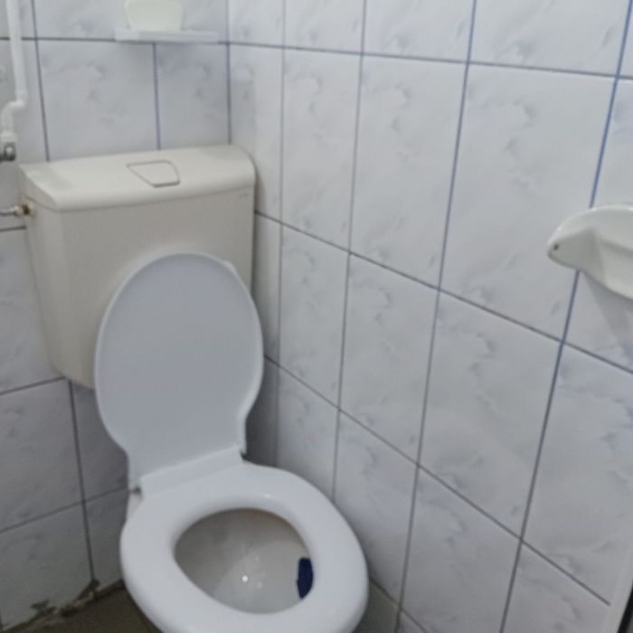 Inchiriez garaoniera confort 3