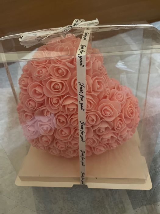 Нежно сърце от рози