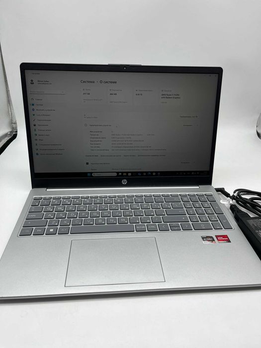 HP Laptop 15-fc0056ci AMD Ryzen 5 7520U with Radeon Graphics 2.80 GHz