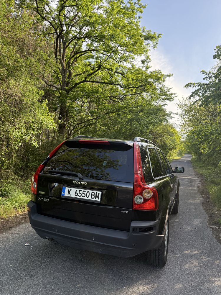 Volvo XC90 2.4 в движение