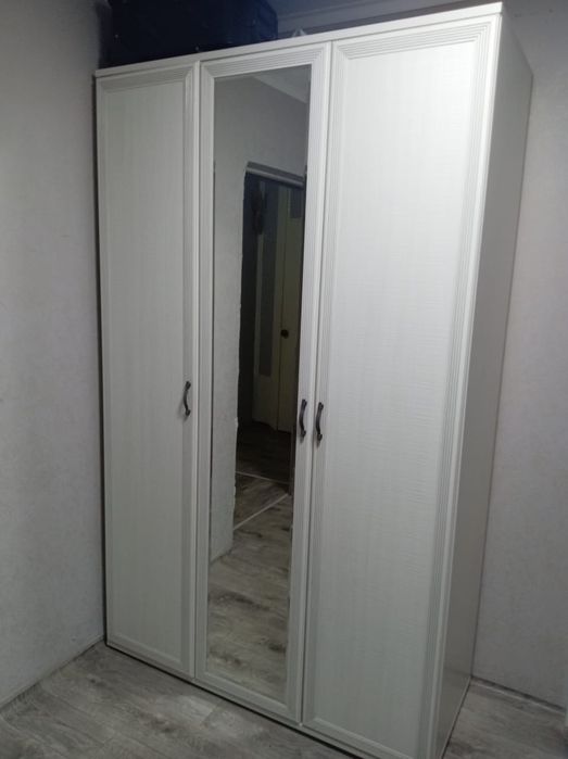 Шкаф в идеальном состоянии