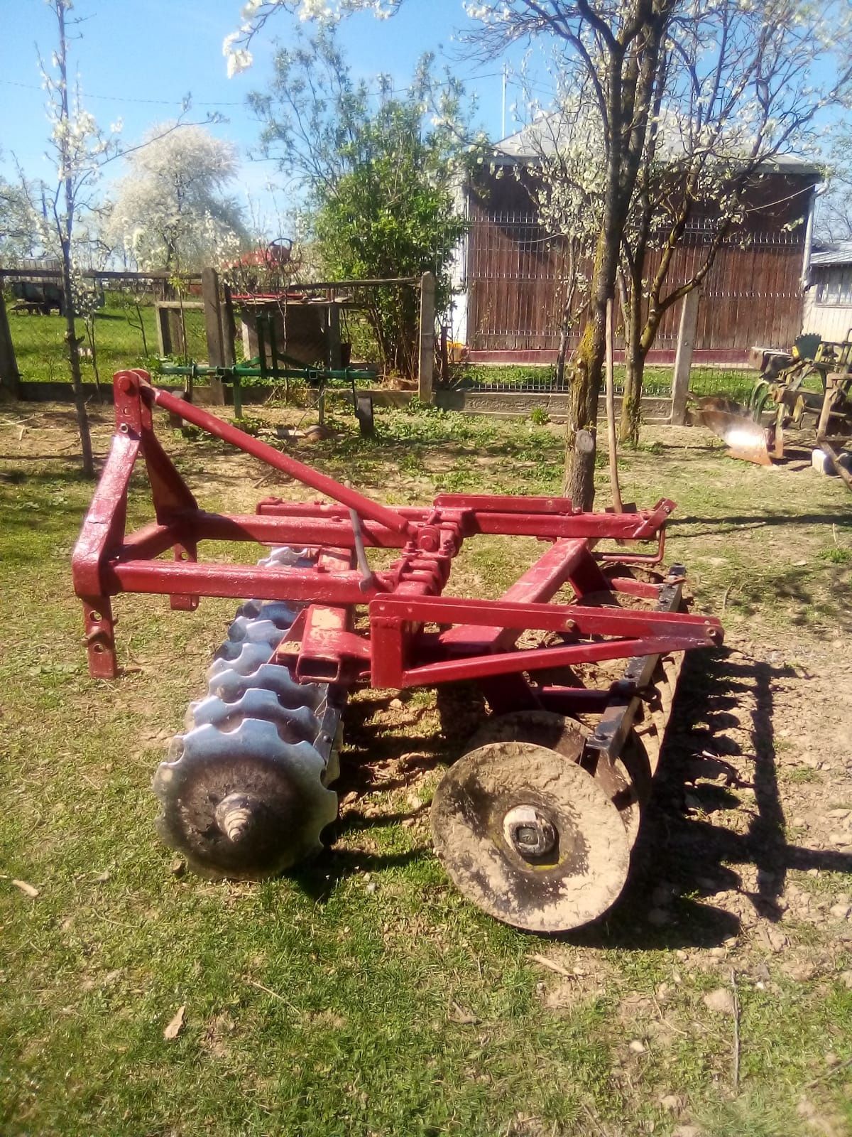 DISC tractor utilaj (stare bunã)