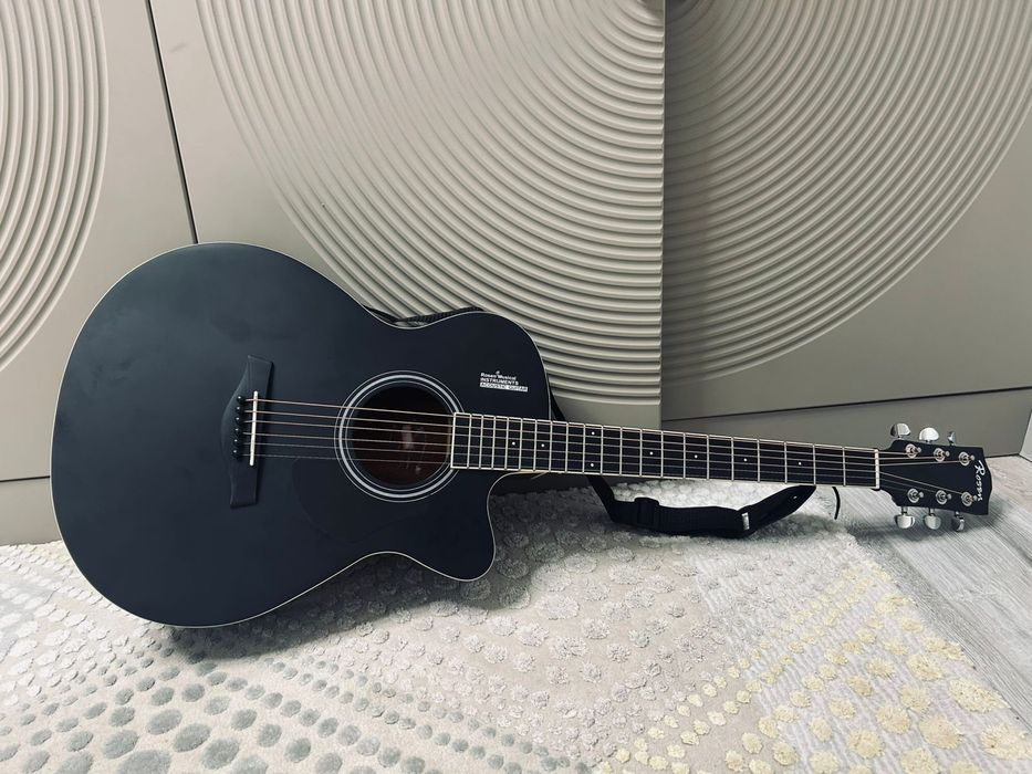 Гитара акустицеский