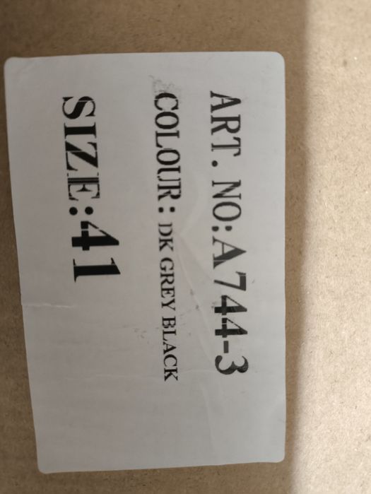 Кросовки ASICS черные, теплые