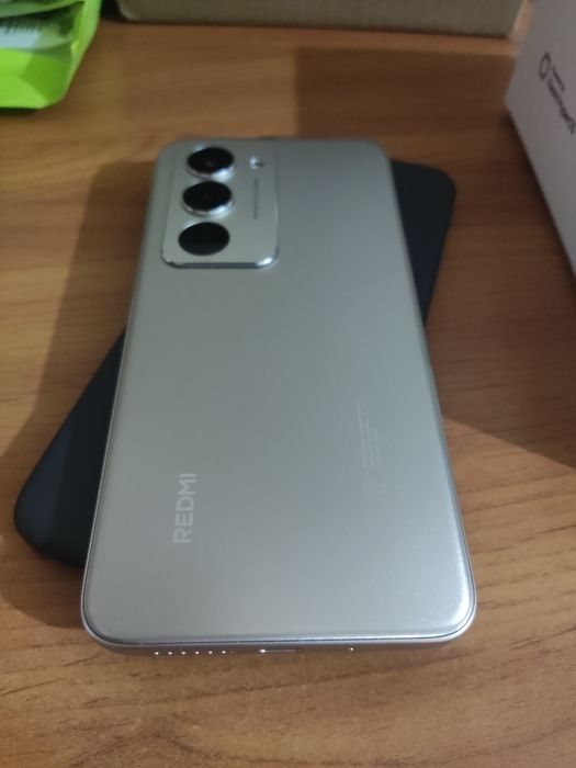 продам Xiaomi Redmi 15 8/256 Гб/7000мА