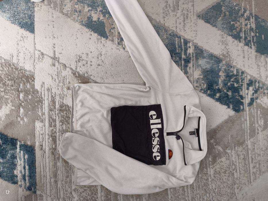 Кофта на полу замке Ellesse