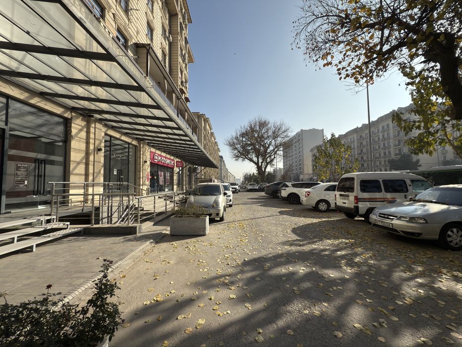 Сдается помещение на Паркентском, под коммерцию 720м2