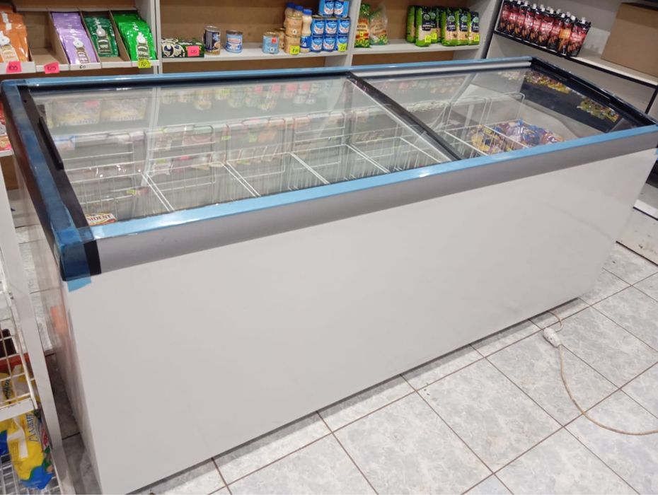 Холодильник почти новый