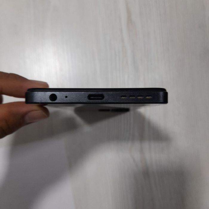 Telefon sotiladi Infinif HOT 30