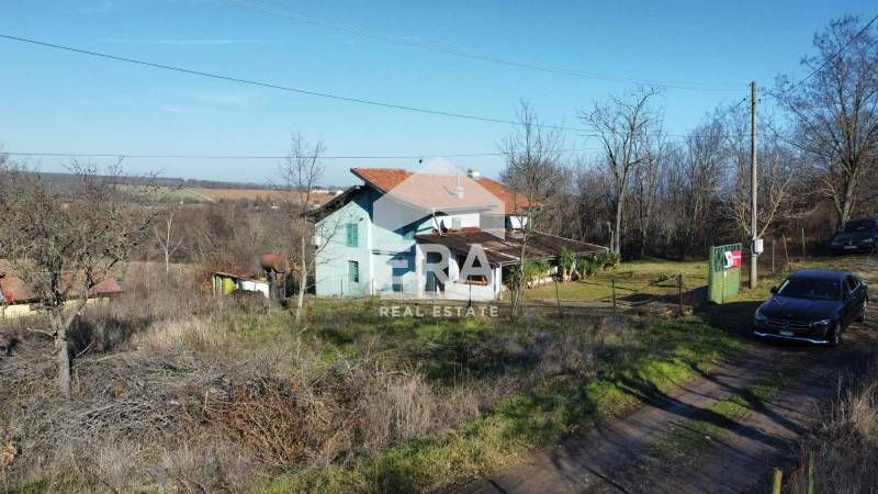 Ексклузивна монолитна двуетажна къща за продажба, във вилната зона на