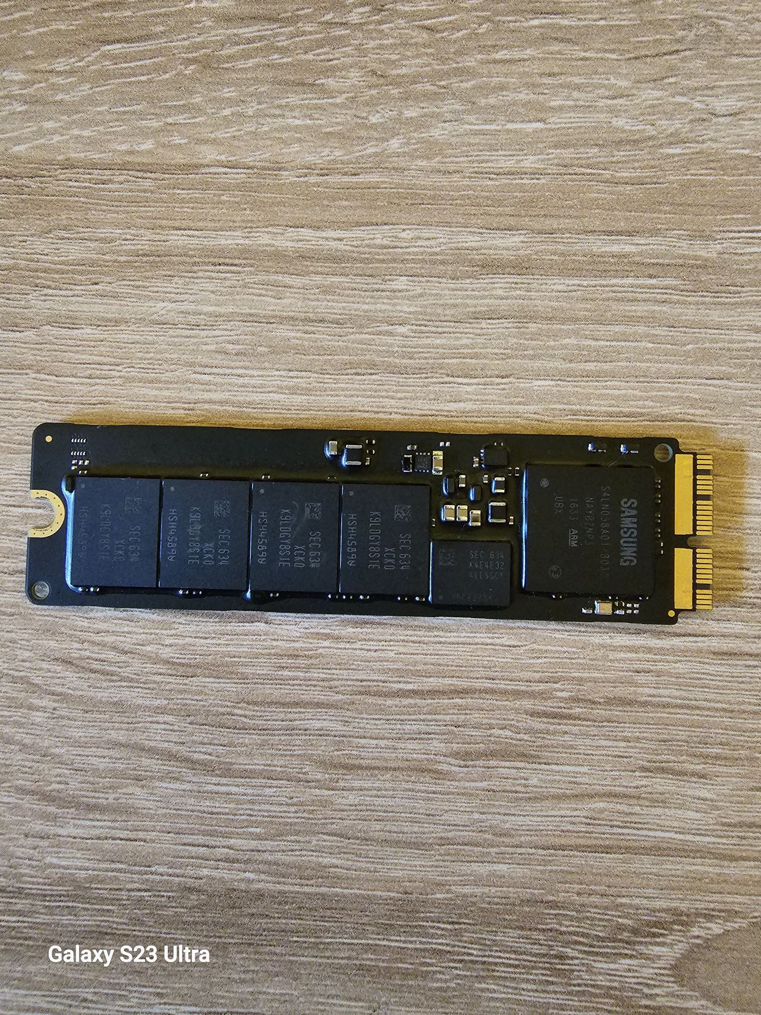 NVMe SSD 128gb Samsung original за Macbook Pro