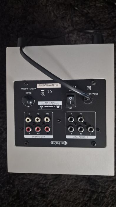 Sistem audio cu boxe