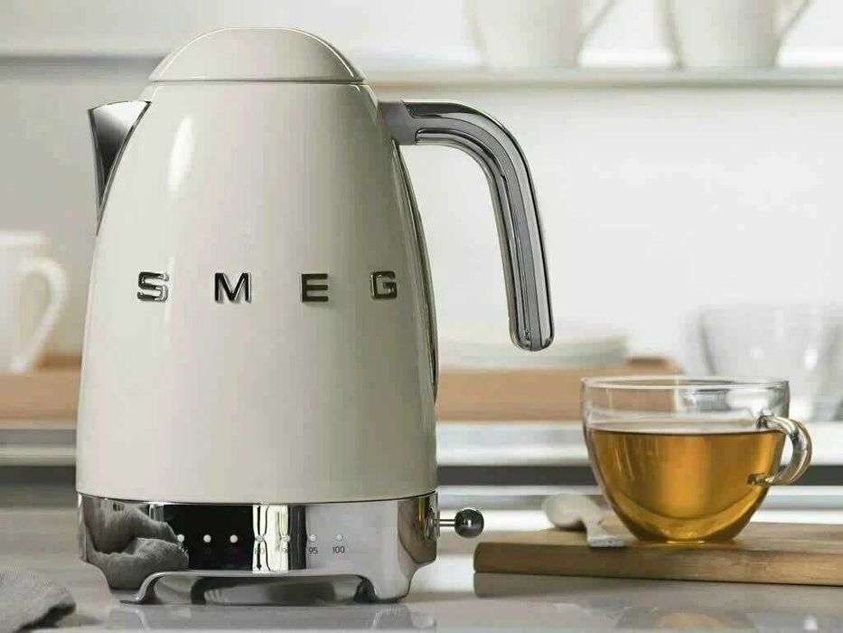 Электрический чайник SMEG Италия