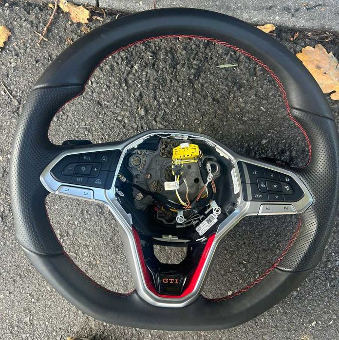 Volan VW Golf 8 GTI - NOU!