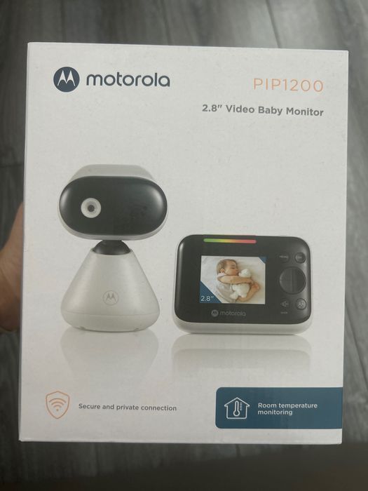Бебефон Motorola