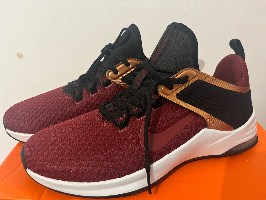 маратонки nike air max bella rеd размер 40 нови