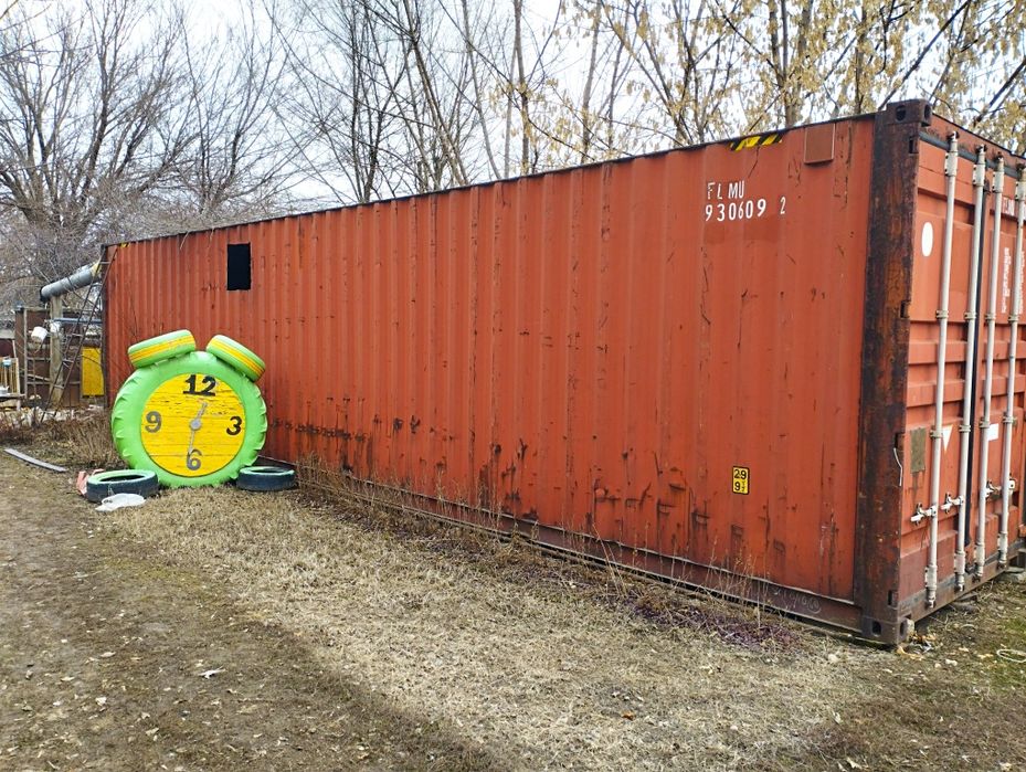 Продам железный контейнер
