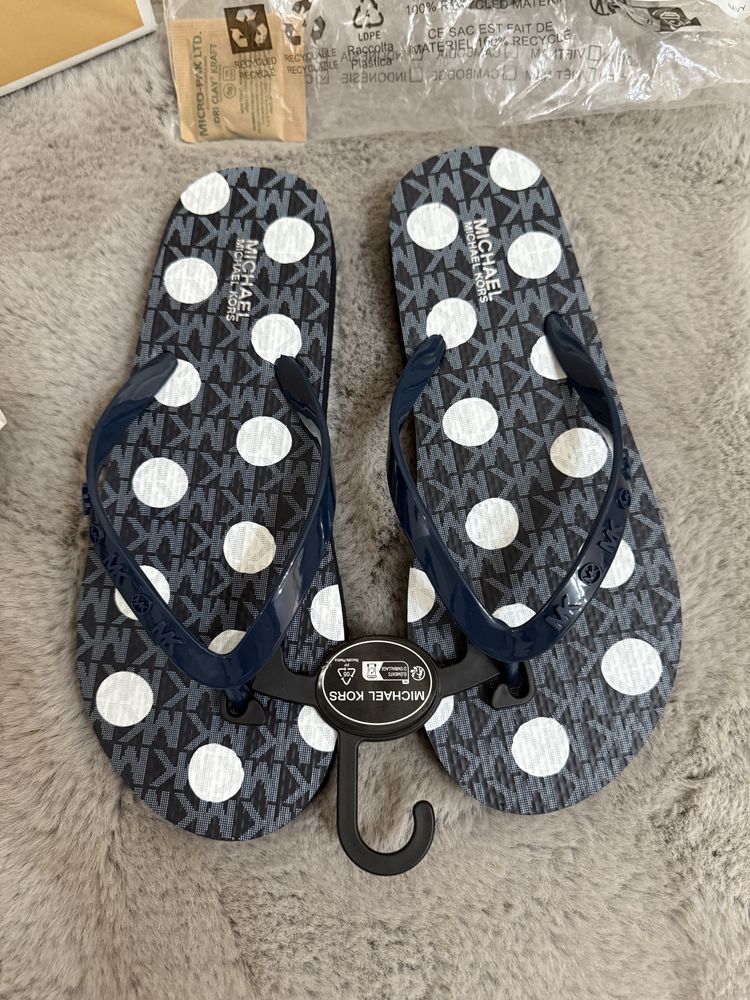 Slapi Michhael kors