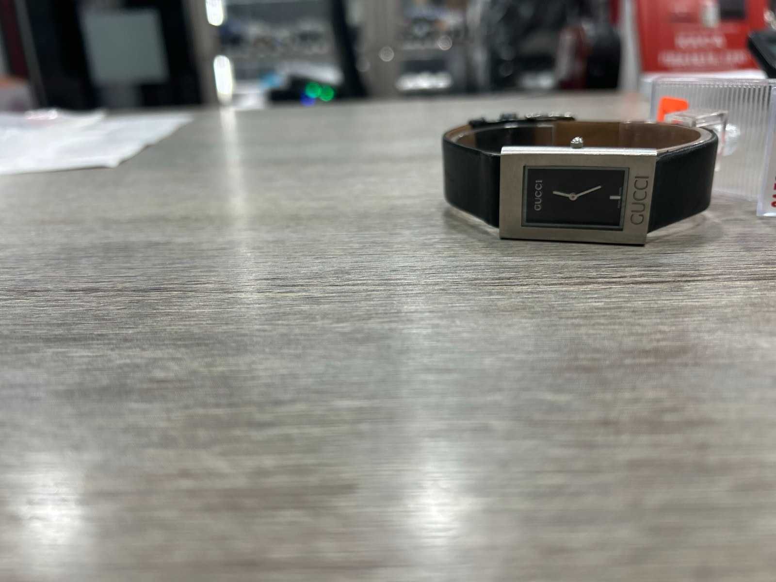 Продава се оригинален часовник GUCCI
