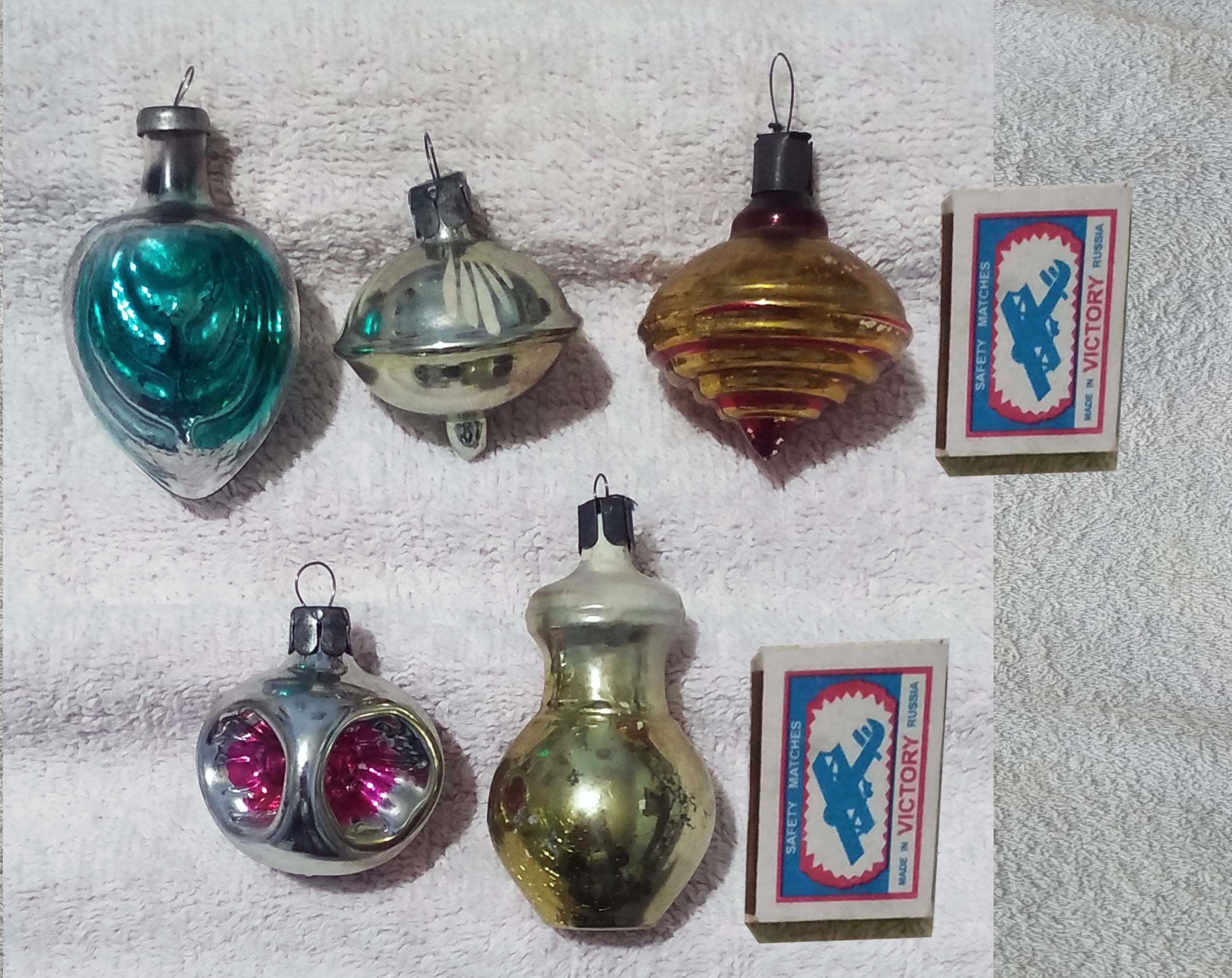Новогодние ёлочные игрушки. Советские. Стеклянные.