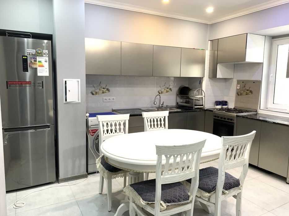 Срочно сдается квартира!! 2/3/4 на Максима Горьком