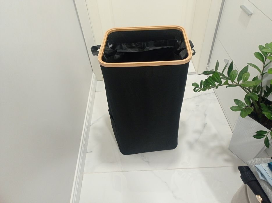 Кош за пране с капацитет 94л.