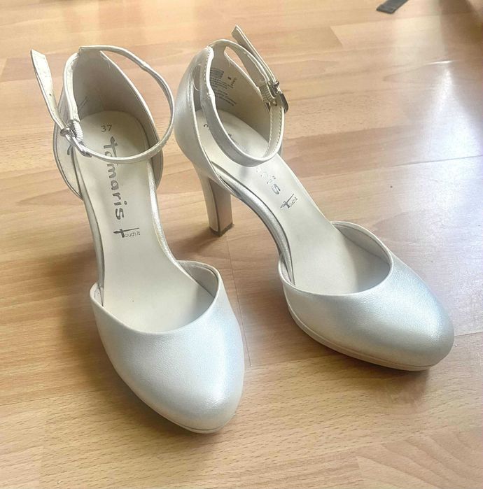 Сватбени обувки Tamaris