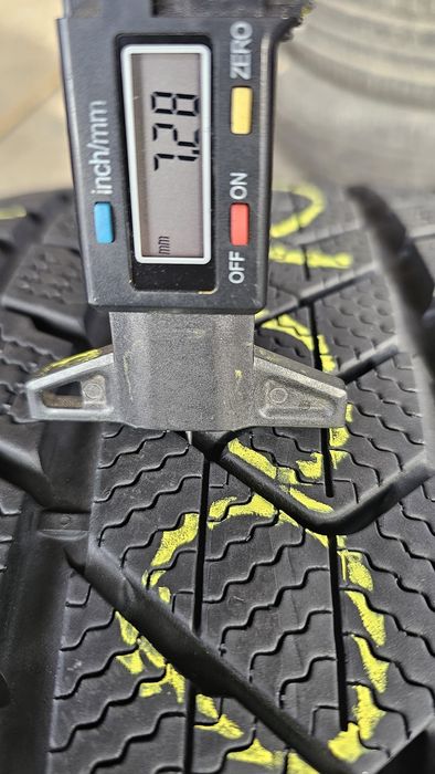 Anvelope 275/40/21 cu 315/35/21 PIRELLI RCS iarna