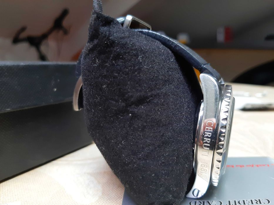 Часовник Cerruti Manarola автоматичен с датник и син цвят