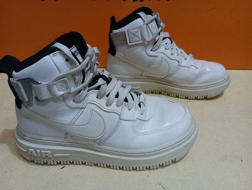 Nike Air AF1 N 37,5 High Utility - 65 лв
