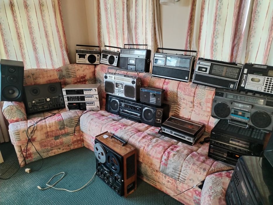 Vind radiocasetofoane