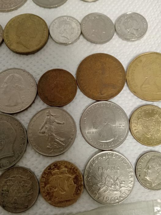 Am multe monezi vechi din mai multe țări europene
