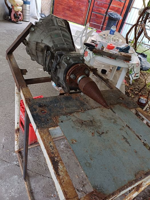 Spărgător lemne cu con