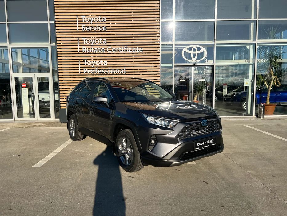 Toyota RAV4 Toyota RAV4 Dynamic 2.5 Hybrid CVT, 222 CP 4X4