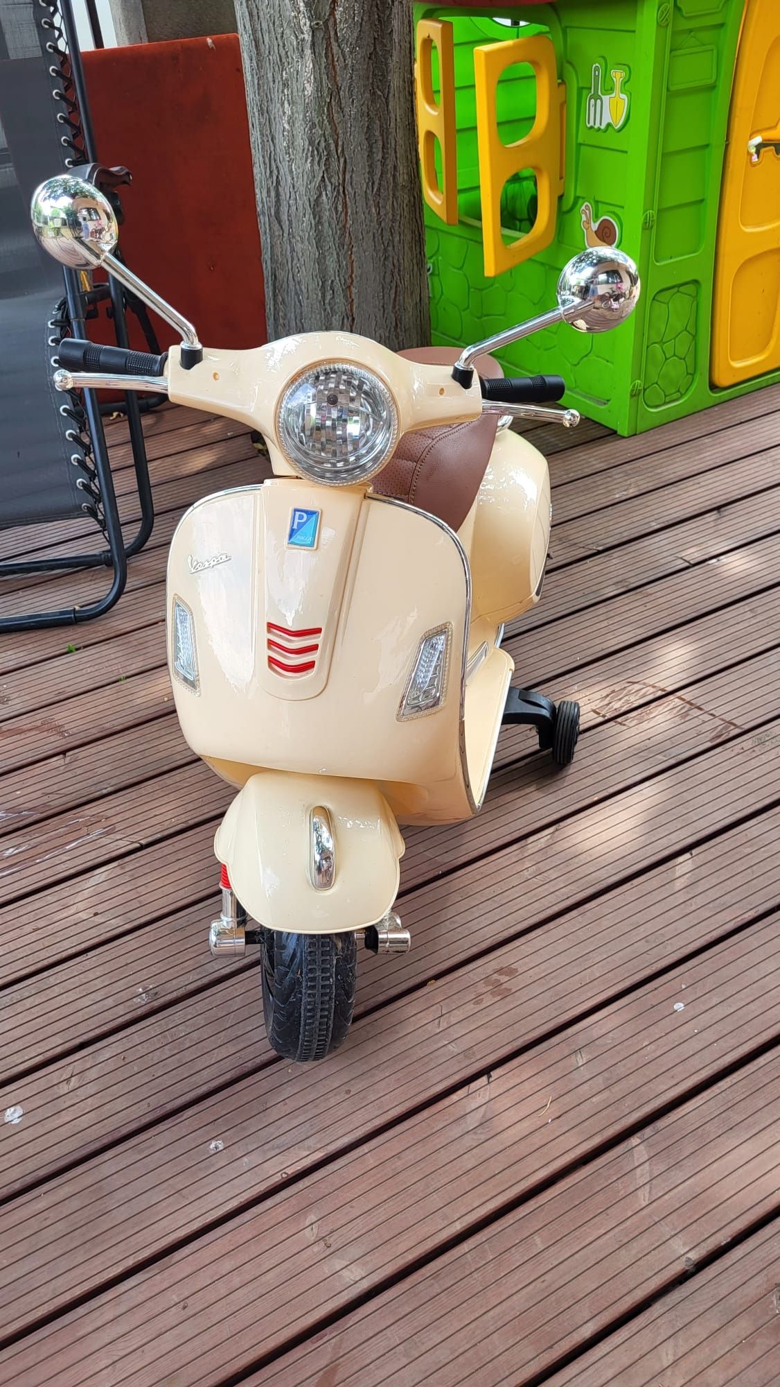 Motocicleta electrica Vespa- Noua, în garanție