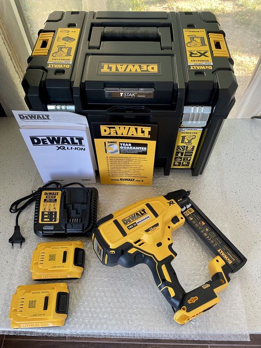 Dewalt DCN 681D2-QW. Pistol Profesional pt Capse Original Nou-nout !