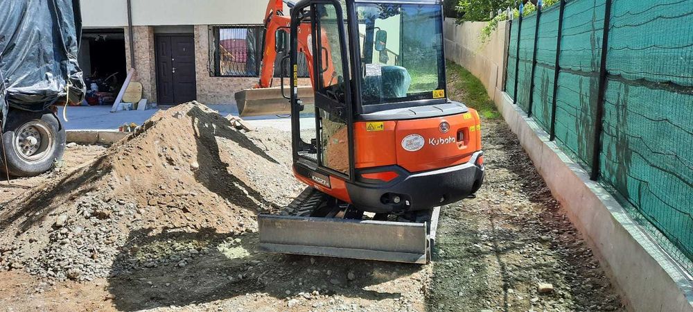 Executam lucrari diverse, excavator 2,7 tone, Targoviste , Dambovita