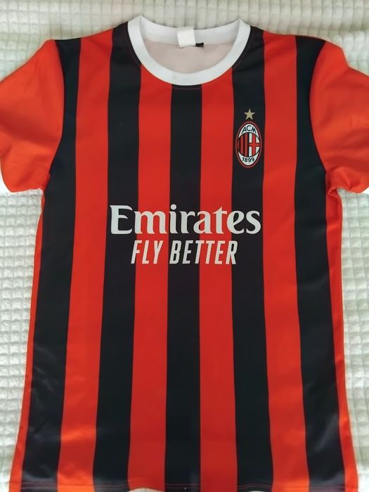 Милан фланелка на Рафа Леало